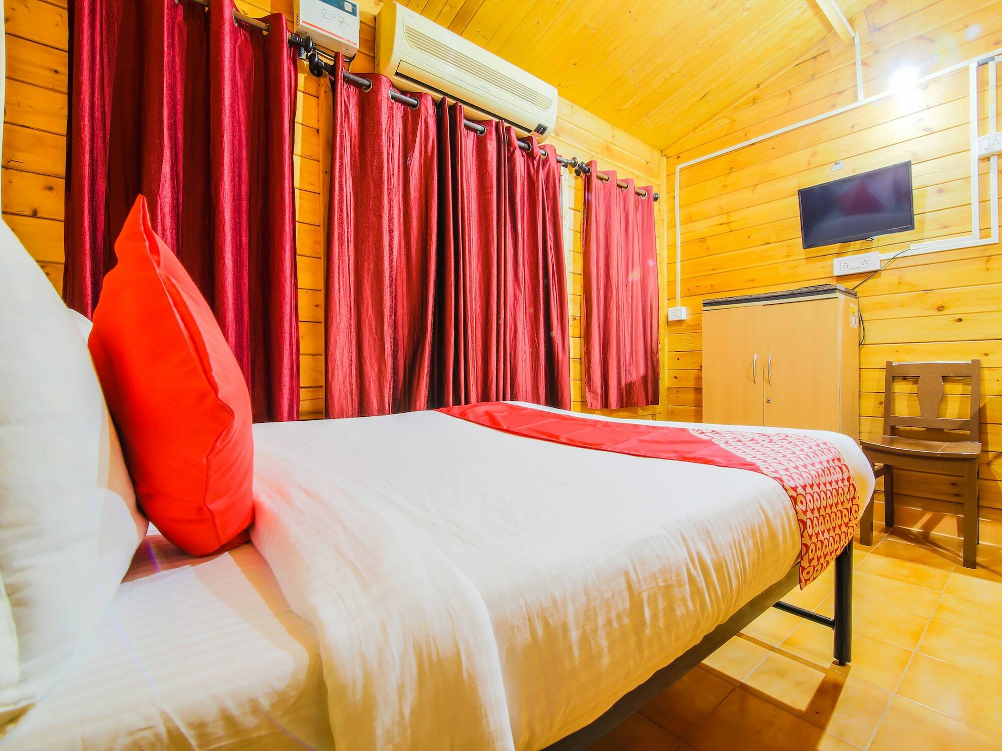 Royal Suites Anjuna Exterior photo